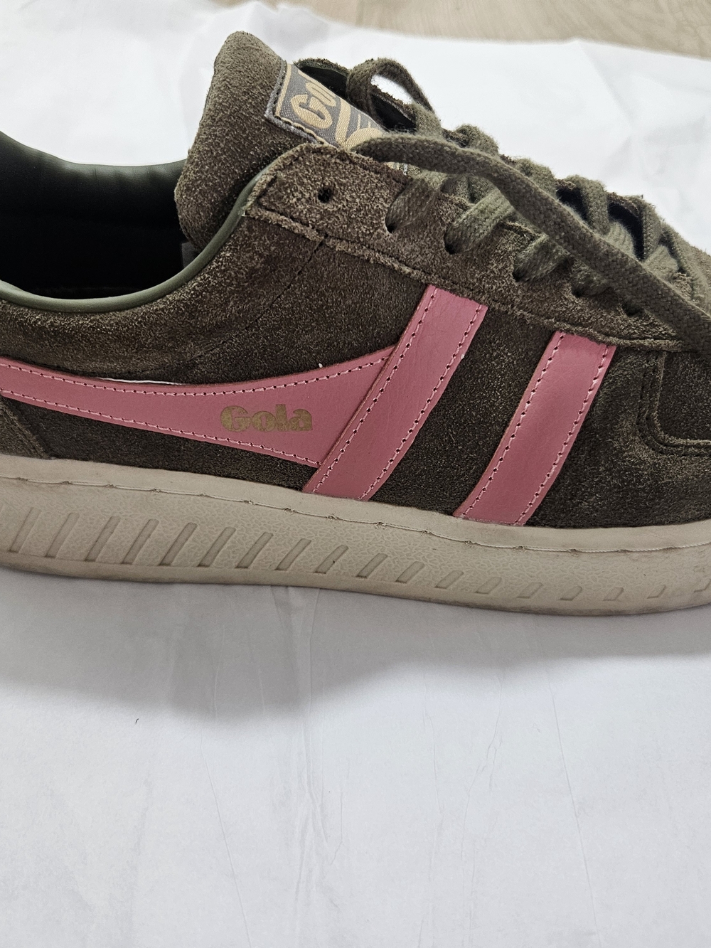 Gola Women's Grandslam Suede Sneakers Size 9